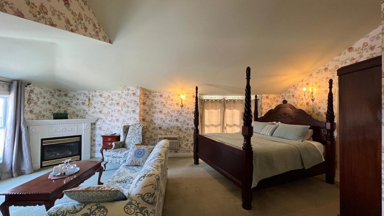Deluxe King Room,1357279706:JPEG