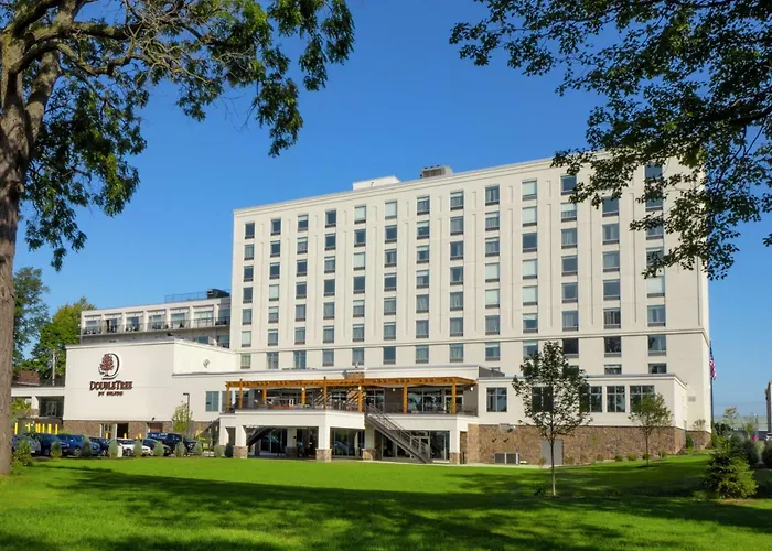 Doubletree By Hilton New York